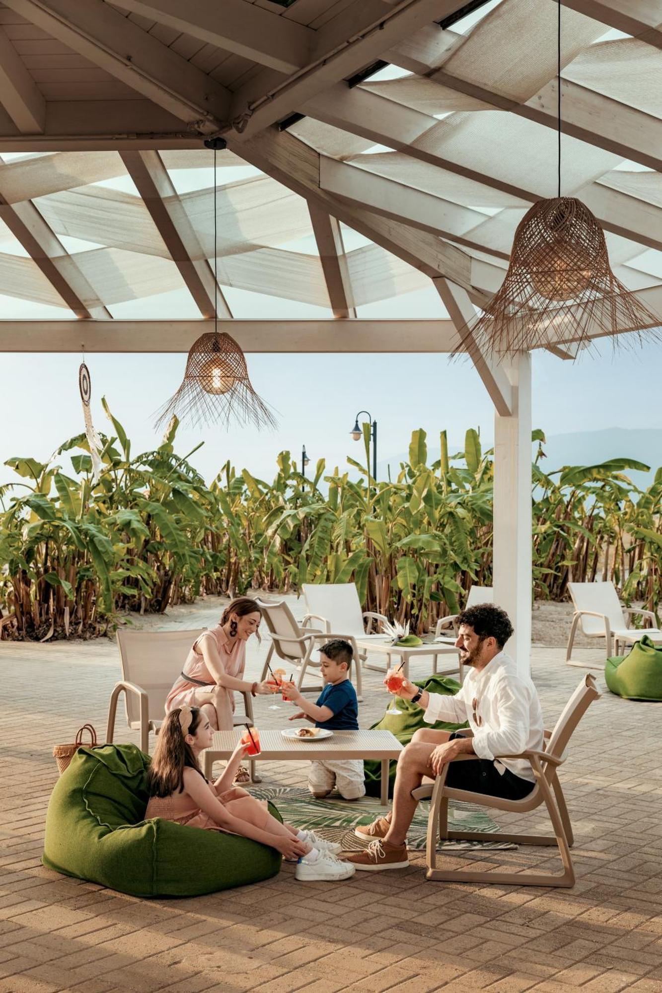 Falkensteiner Club Funimation Garden Calabria Curinga Kültér fotó
